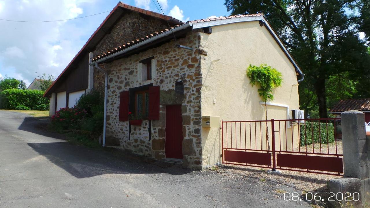La Petite Fontaine Villa Ecuras Екстериор снимка